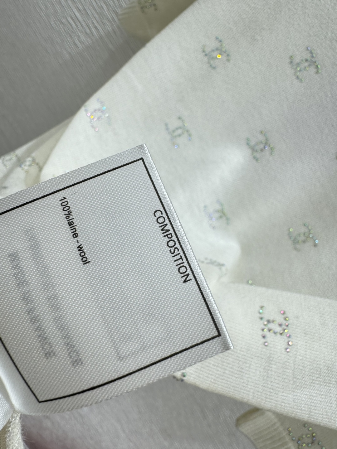 🆕CH家🆕 春夏新款 纯色logo烫钻圆领针织短袖颜色：白色 蓝色 宝蓝尺码：36.38.40