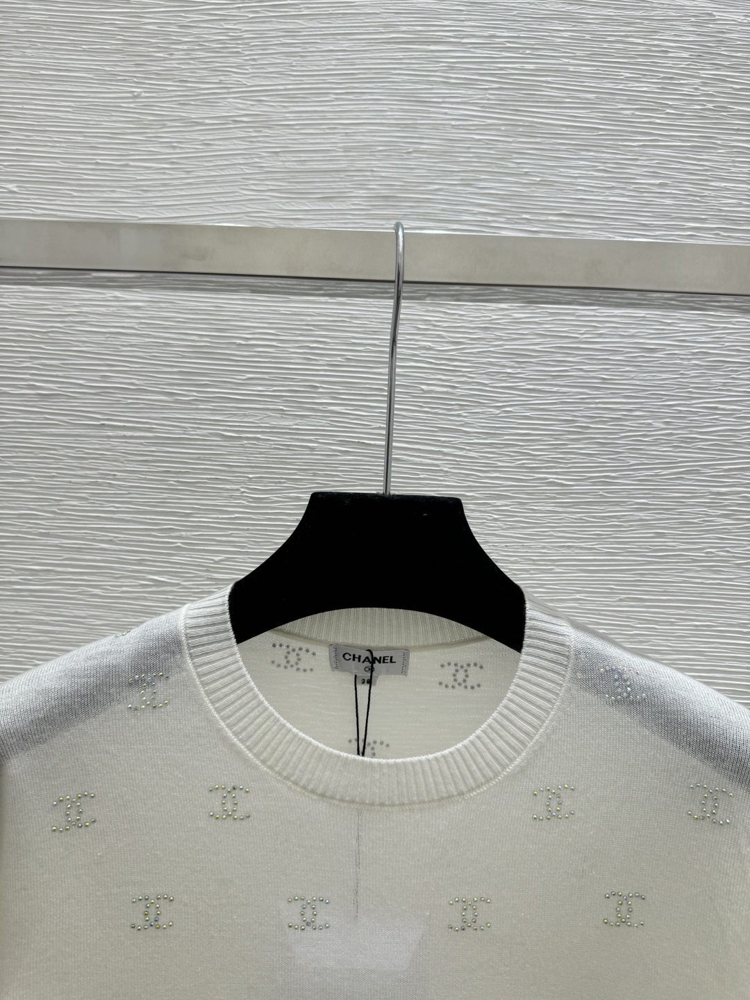 🆕CH家🆕 春夏新款 纯色logo烫钻圆领针织短袖颜色：白色 蓝色 宝蓝尺码：36.38.40