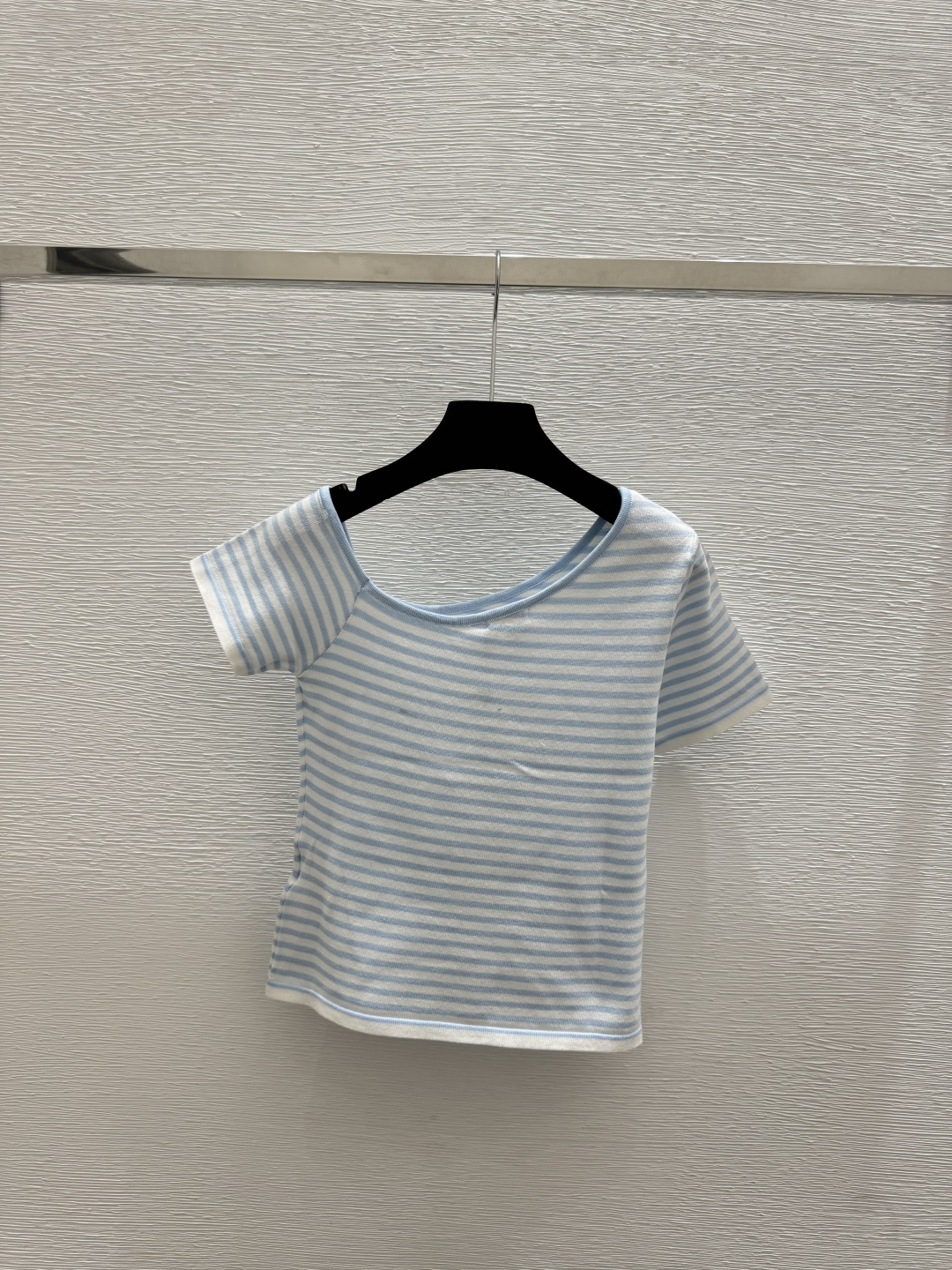 🆕CH家🆕 春夏新款 撞色条纹字母针织短袖颜色：粉色 蓝色尺码：36.38.40
