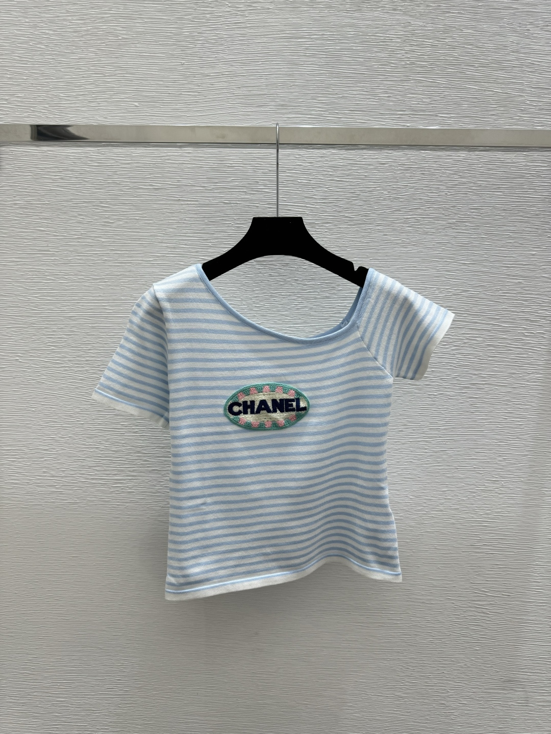 🆕CH家🆕 春夏新款 撞色条纹字母针织短袖颜色：粉色 蓝色尺码：36.38.40