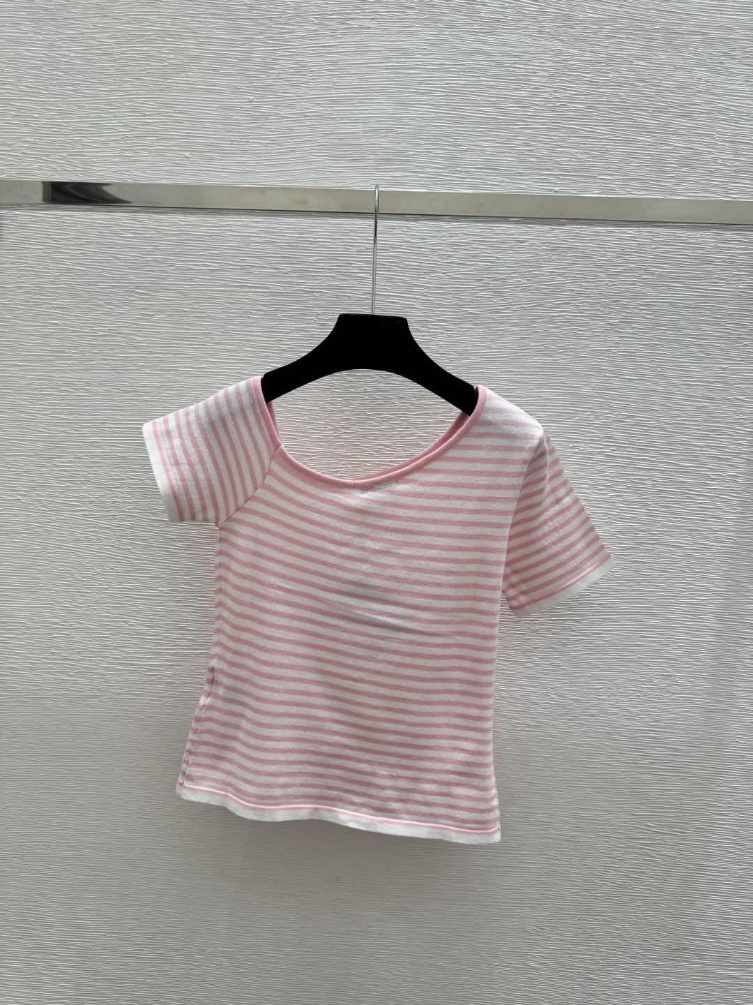 🆕CH家🆕 春夏新款 撞色条纹字母针织短袖颜色：粉色 蓝色尺码：36.38.40