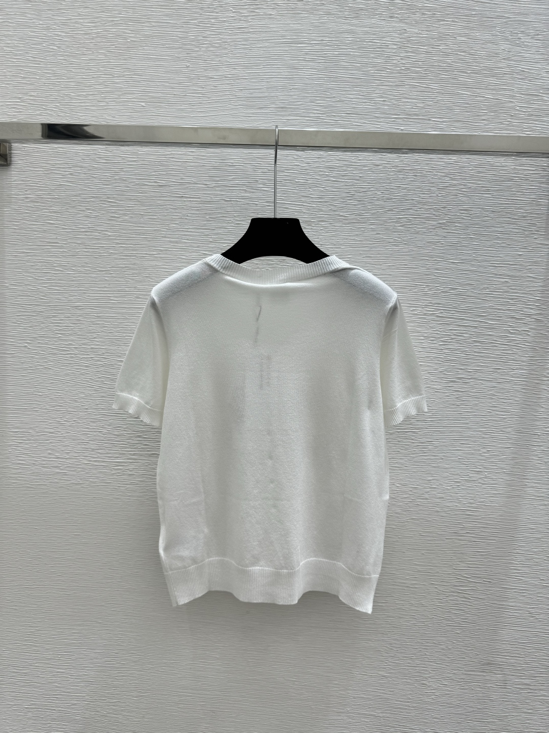 🆕D家🆕 春夏新款 撞色花卉圆领针织短袖颜色：白色 粉色 蓝色尺码：36.38.40