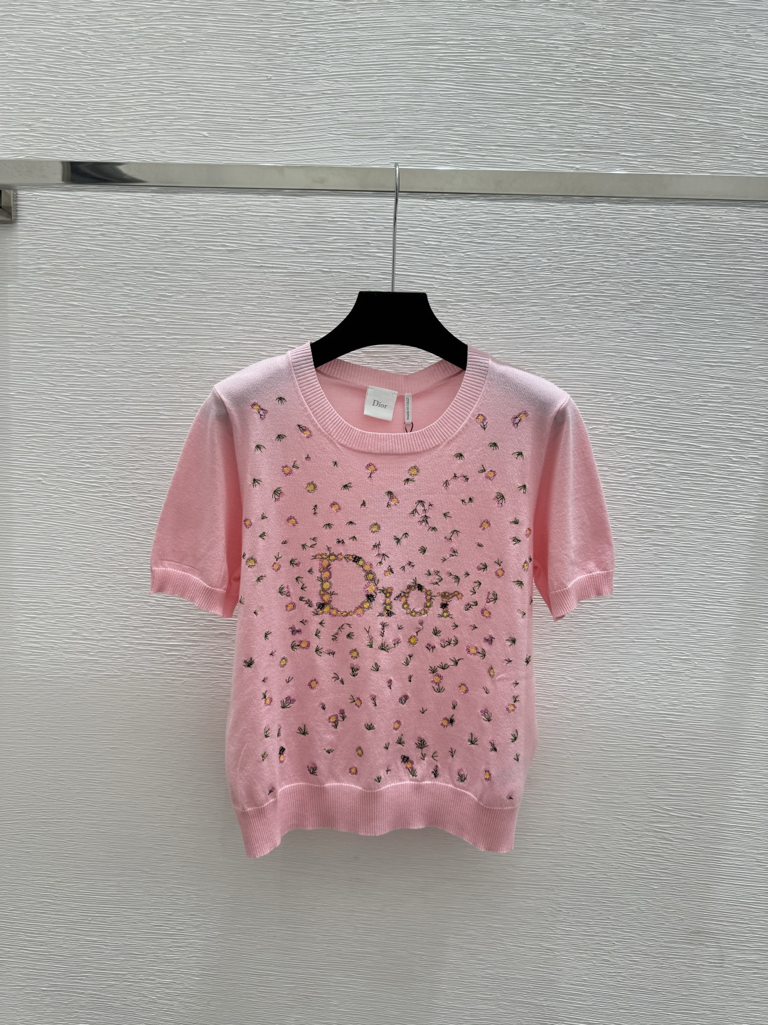 🆕D家🆕 春夏新款 撞色花卉圆领针织短袖颜色：白色 粉色 蓝色尺码：36.38.40