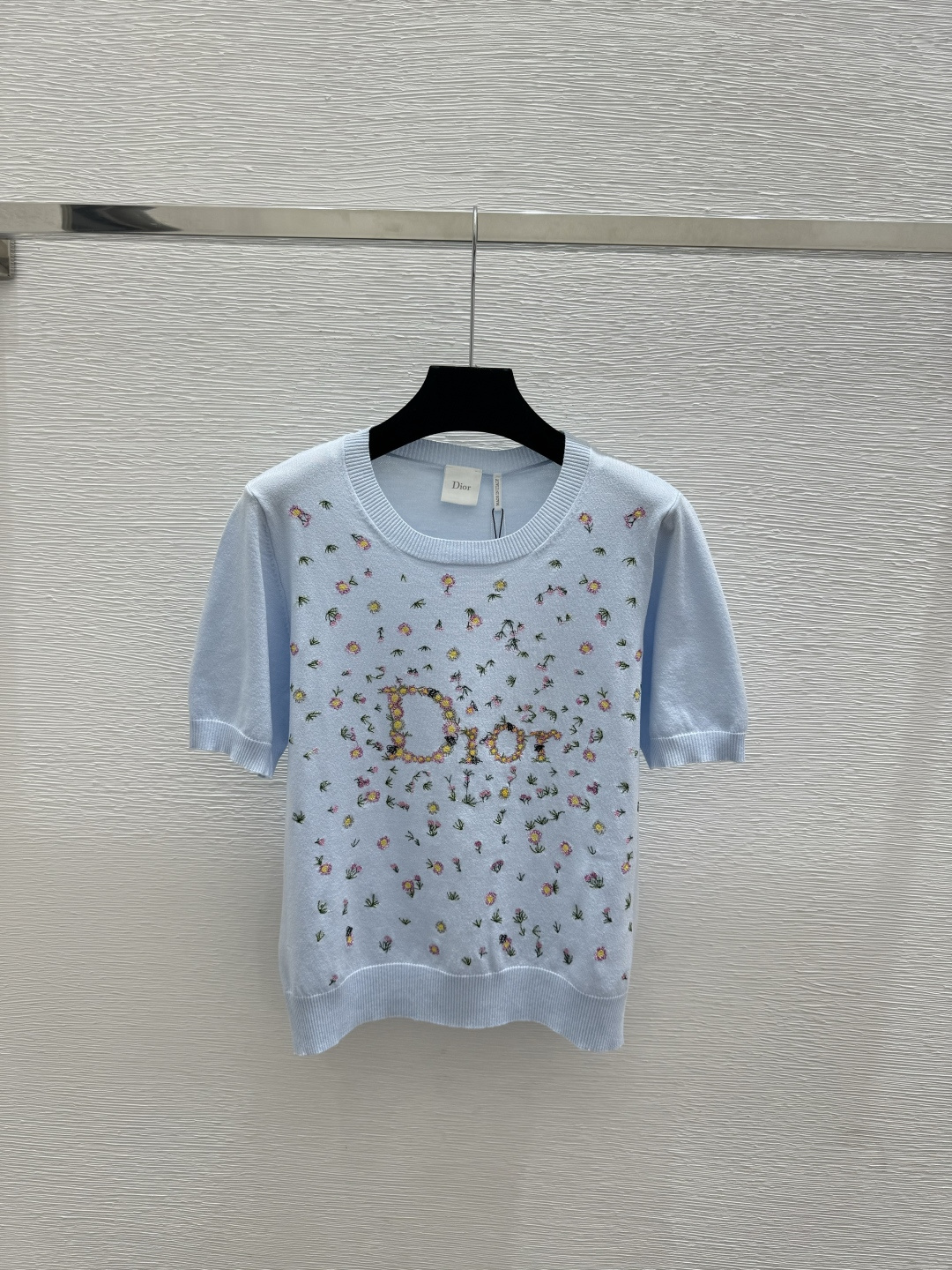 🆕D家🆕 春夏新款 撞色花卉圆领针织短袖颜色：白色 粉色 蓝色尺码：36.38.40