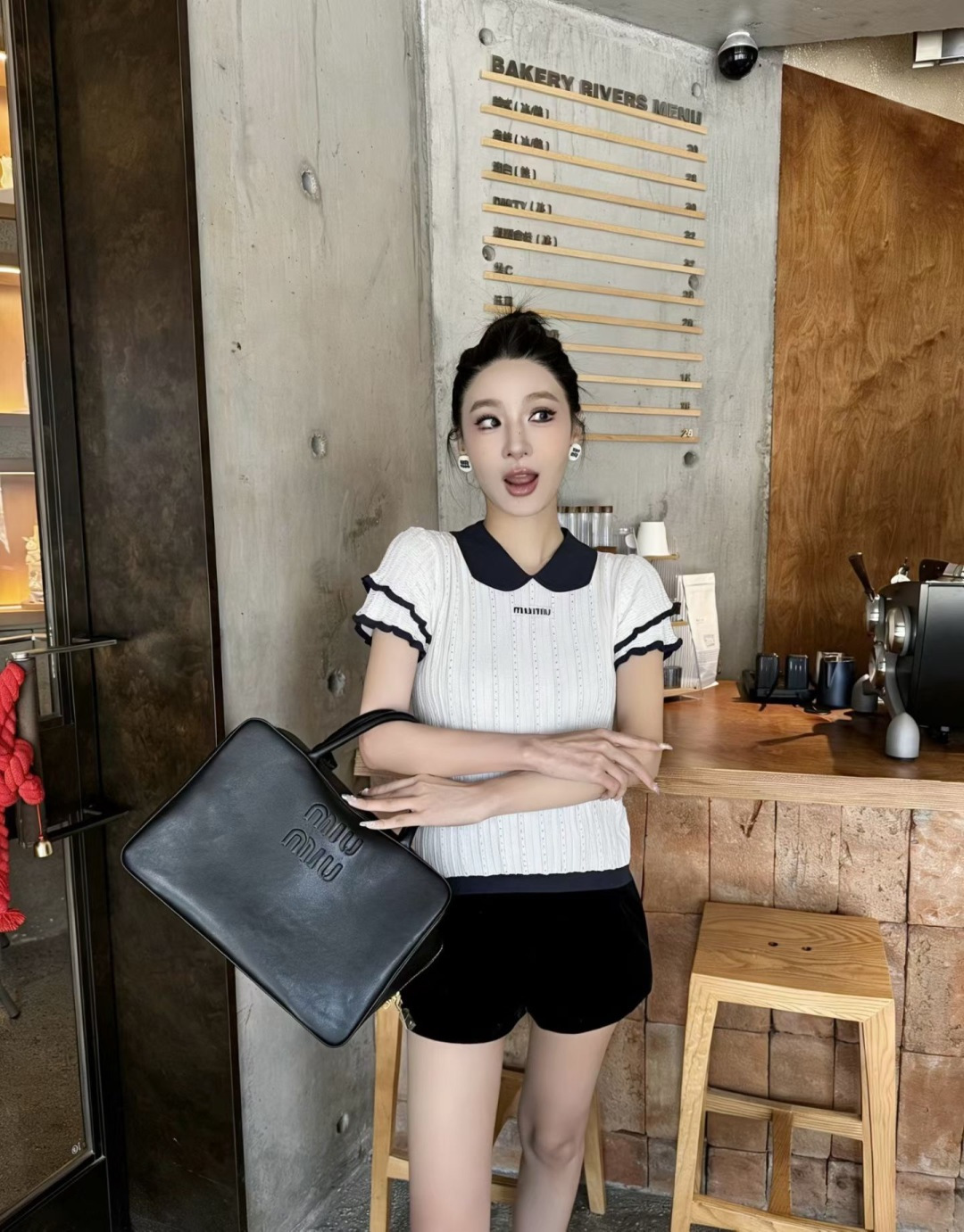 🆕M家🆕 春夏新款 撞色翻领镂空针织短袖颜色：白色 蓝色 宝蓝尺码：36.38.40