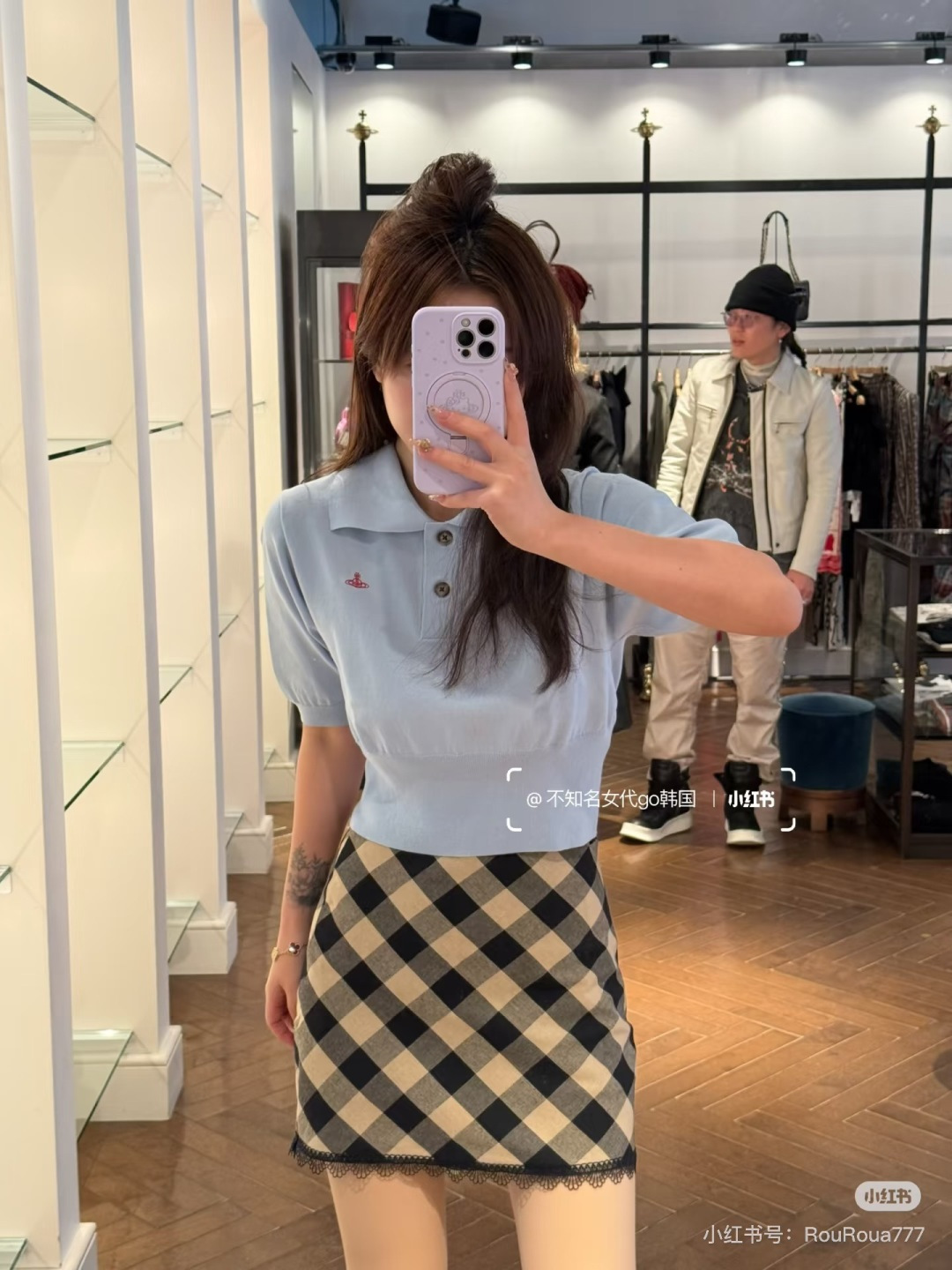 🆕VI家🆕 春夏新款 纯色翻领针织短袖颜色：白色 紫色 蓝色 黑色尺码：36.38.40