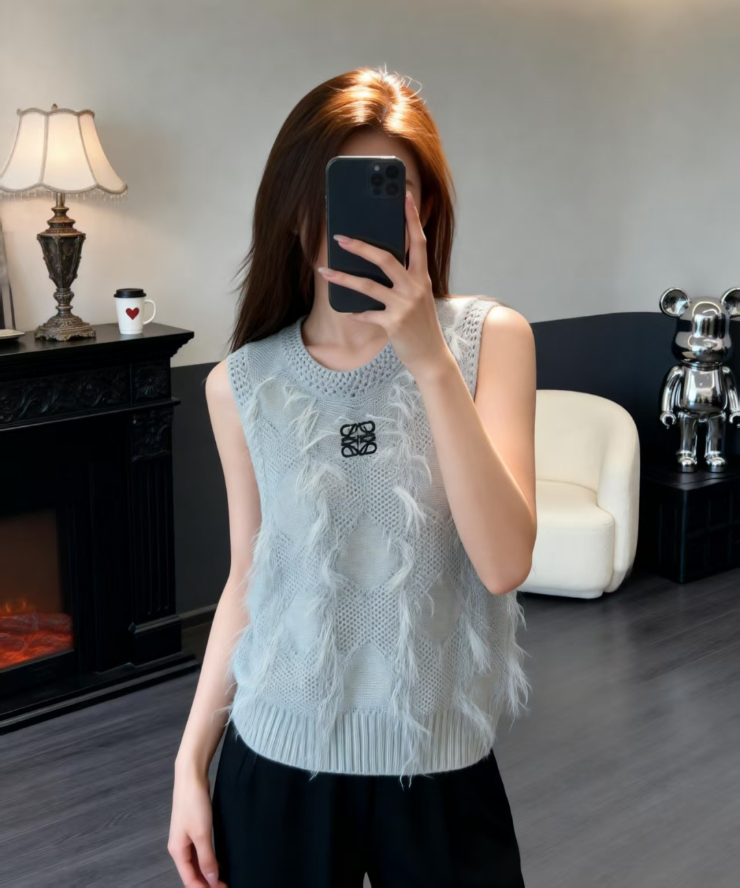 🆕LO家🆕 春夏新款 纯色镂空流苏圆领针织背心颜色：白色 蓝色尺码：36.38.40