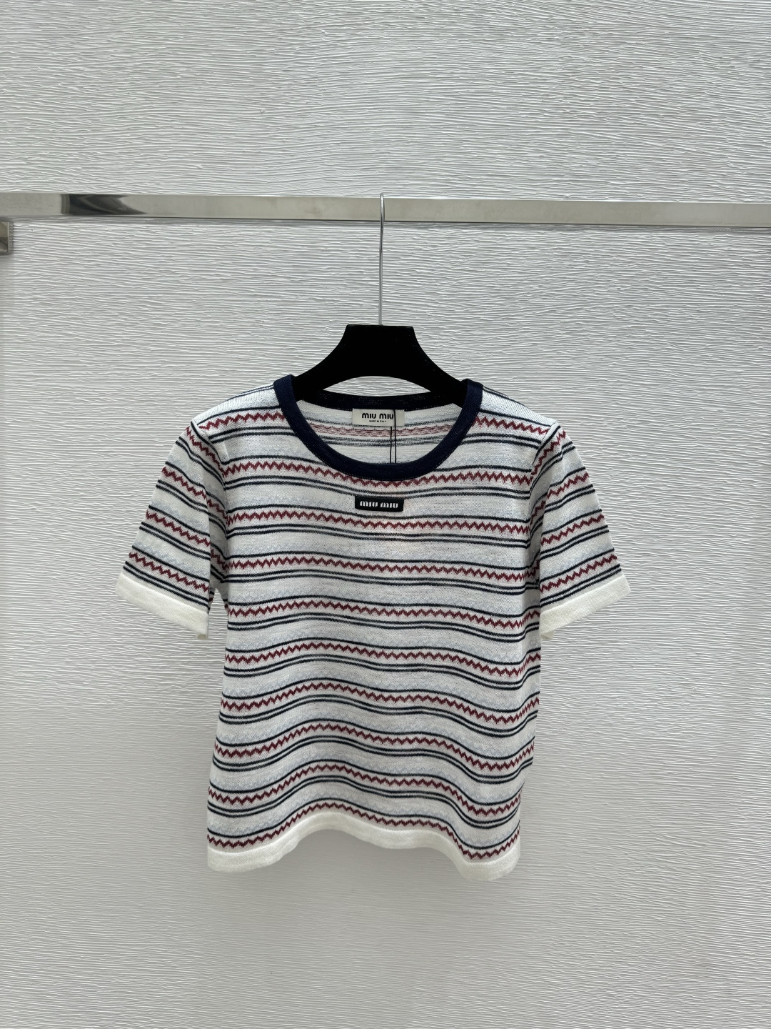 🆕M家🆕 春夏新款 撞色条纹圆领针织短袖颜色：白色尺码：36.38.40