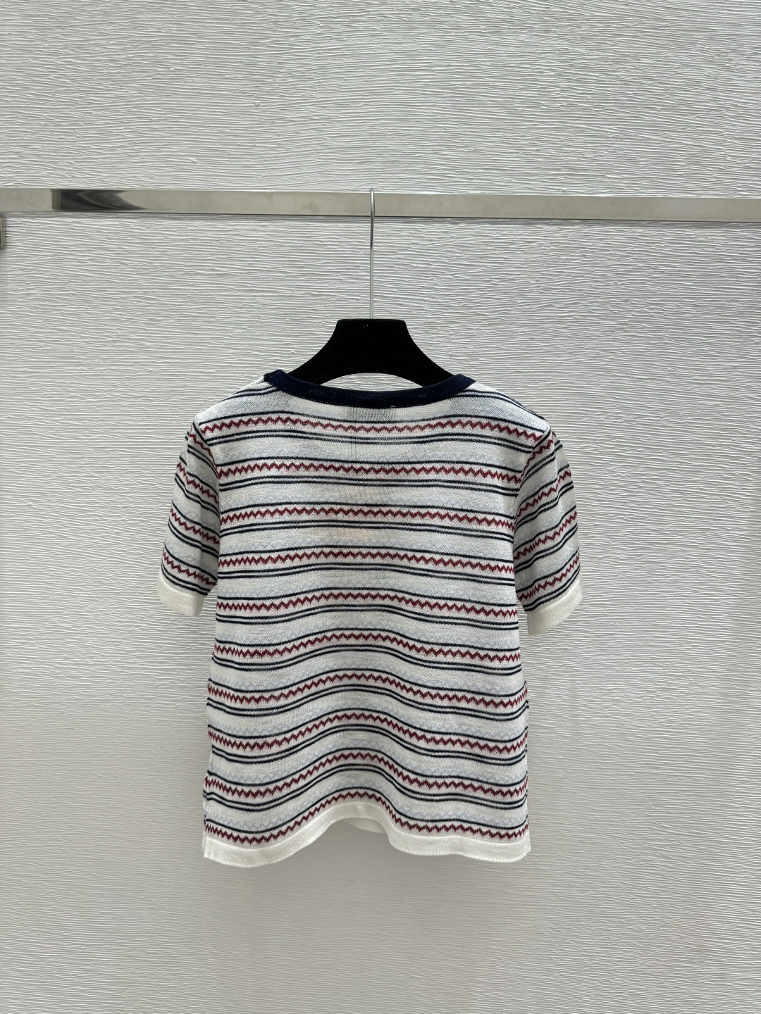🆕M家🆕 春夏新款 撞色条纹圆领针织短袖颜色：白色尺码：36.38.40
