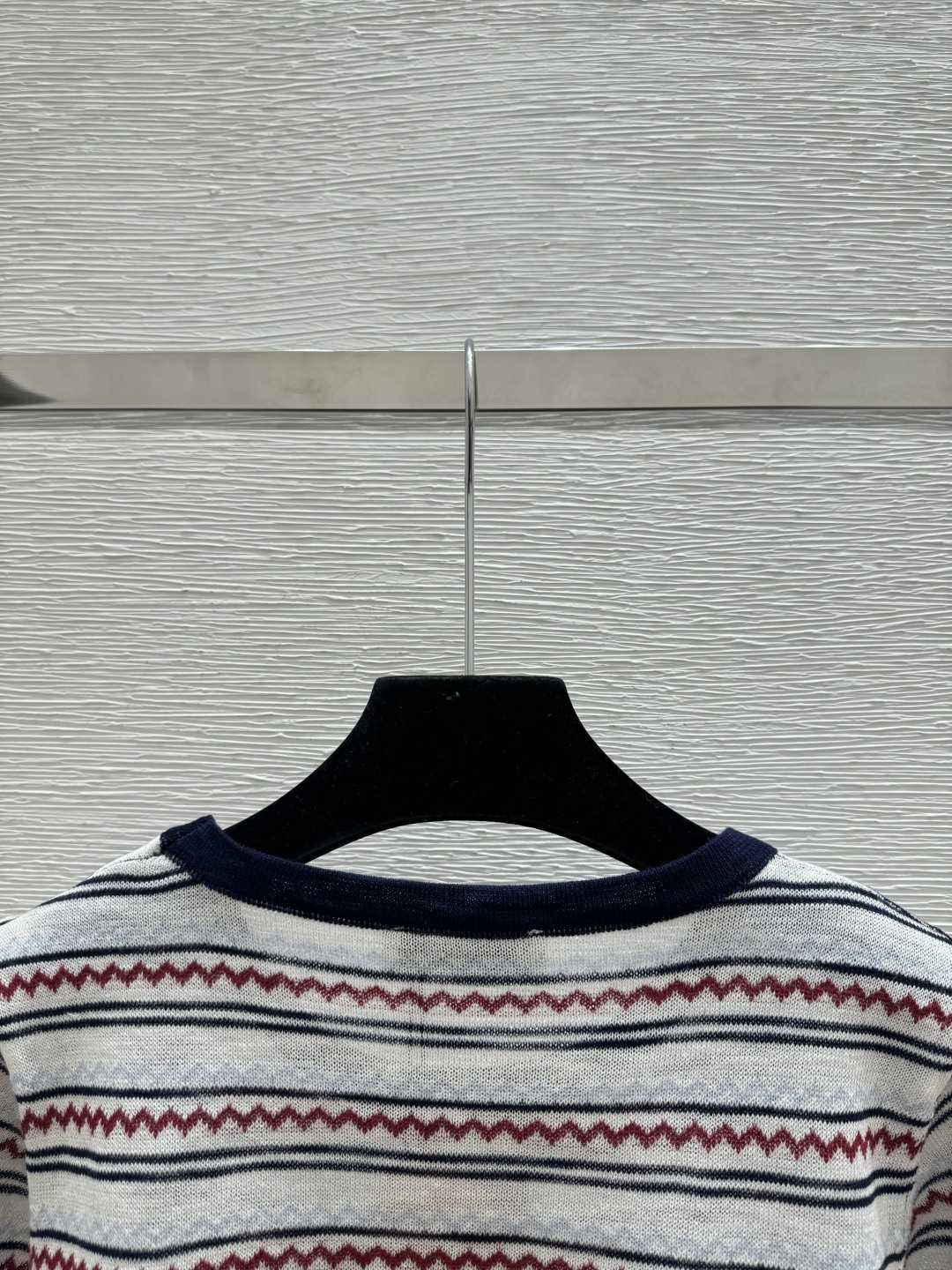 🆕M家🆕 春夏新款 撞色条纹圆领针织短袖颜色：白色尺码：36.38.40