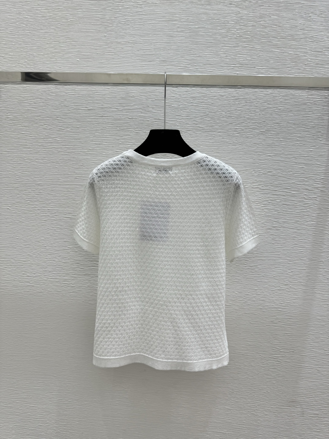 🆕CH家🆕 春夏新款 纯色简约圆领针织短袖颜色：白色 粉色 黑色尺码：36.38.40