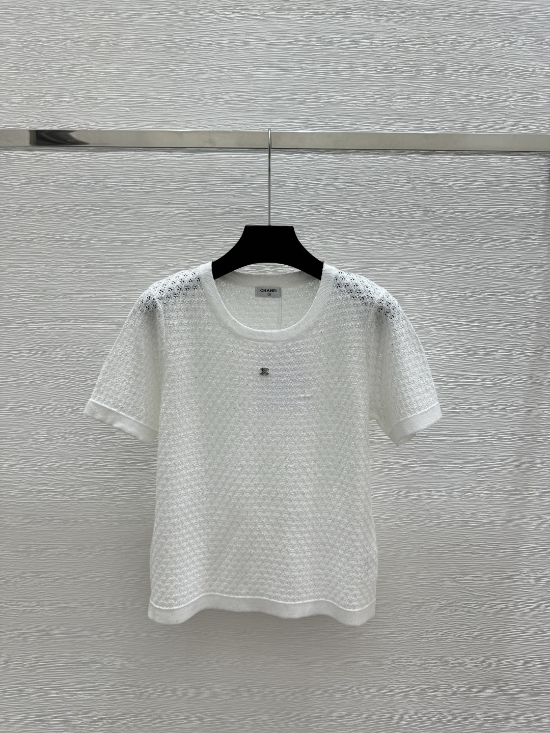 🆕CH家🆕 春夏新款 纯色简约圆领针织短袖颜色：白色 粉色 黑色尺码：36.38.40