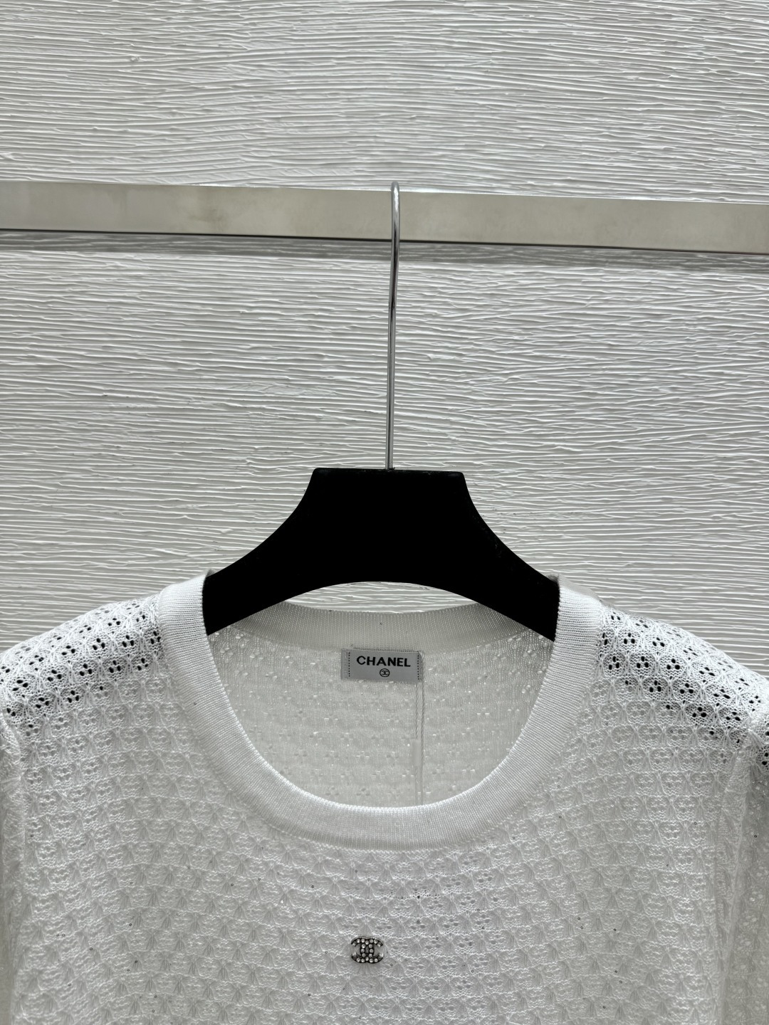 🆕CH家🆕 春夏新款 纯色简约圆领针织短袖颜色：白色 粉色 黑色尺码：36.38.40