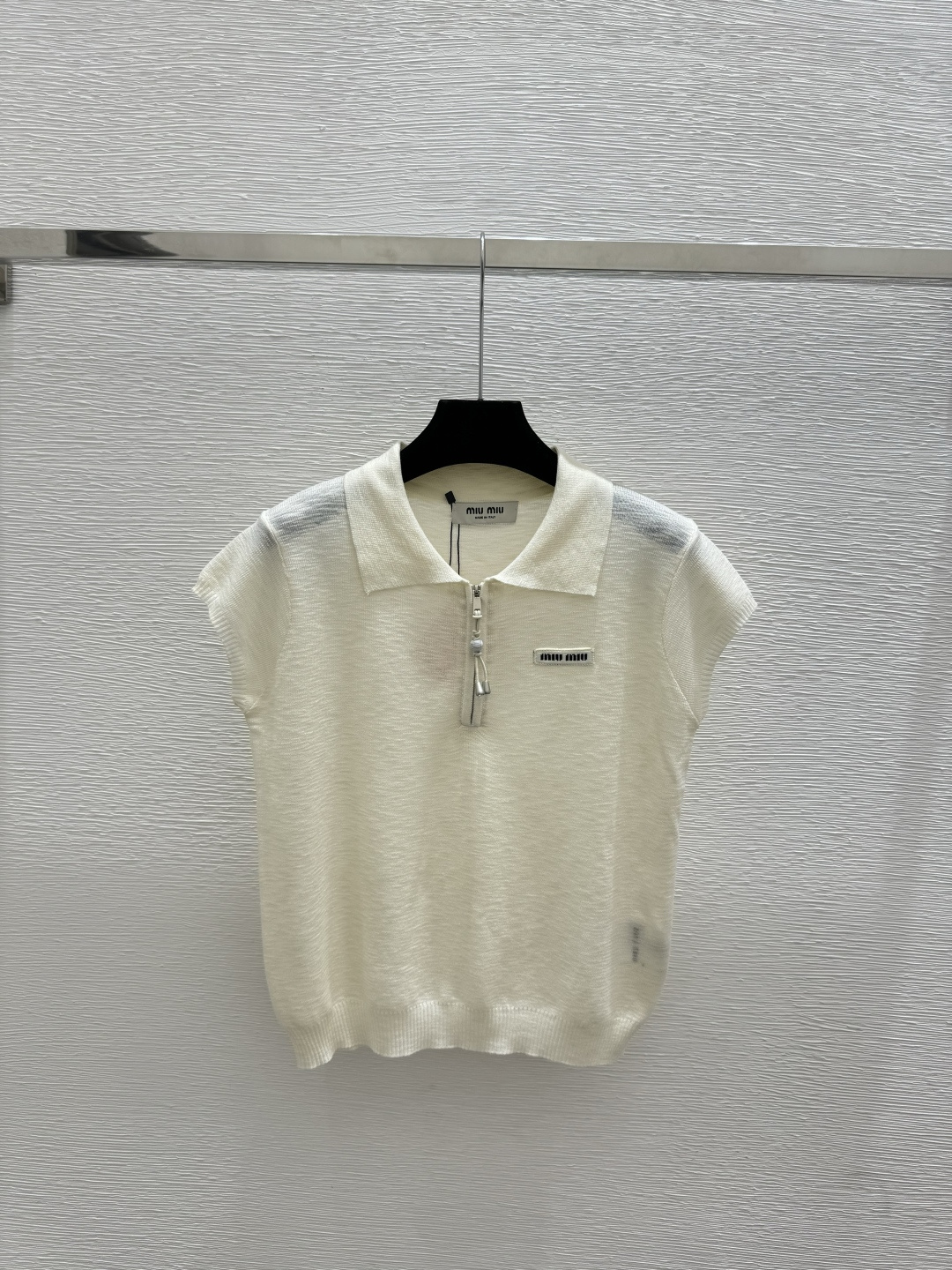 🆕M家🆕 春夏新款 纯色翻领针织短袖颜色：白色 浅灰 深灰尺码：36.38.40