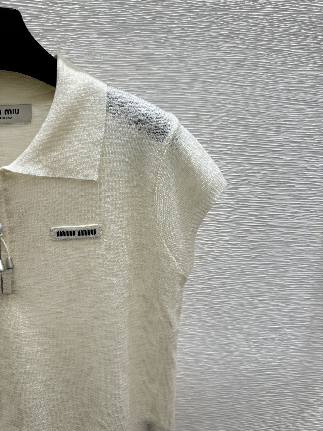 🆕M家🆕 春夏新款 纯色翻领针织短袖颜色：白色 浅灰 深灰尺码：36.38.40
