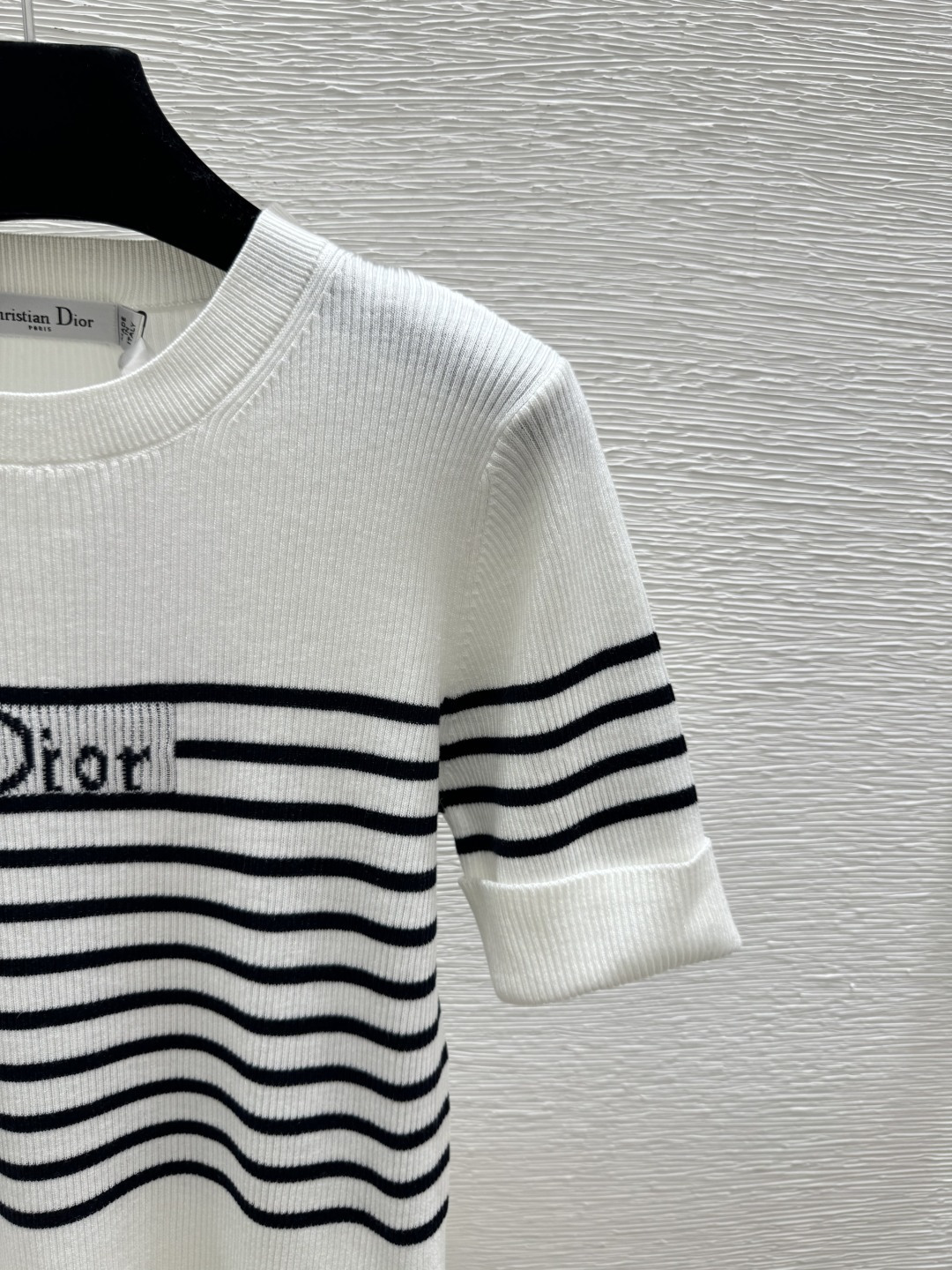 🆕D家🆕 春夏新款 撞色字母条纹圆领针织短袖颜色：白色 粉色 蓝色 宝蓝尺码：36.38.40