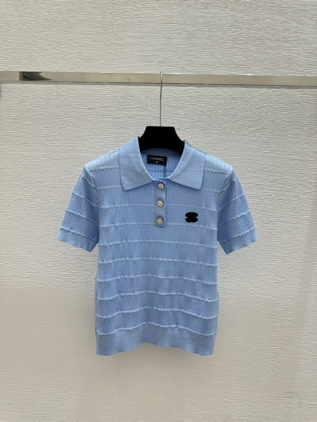 🆕CH家🆕 春夏新款 纯色简约翻领针织短袖颜色：白色 粉色 蓝色尺码：36.38.40