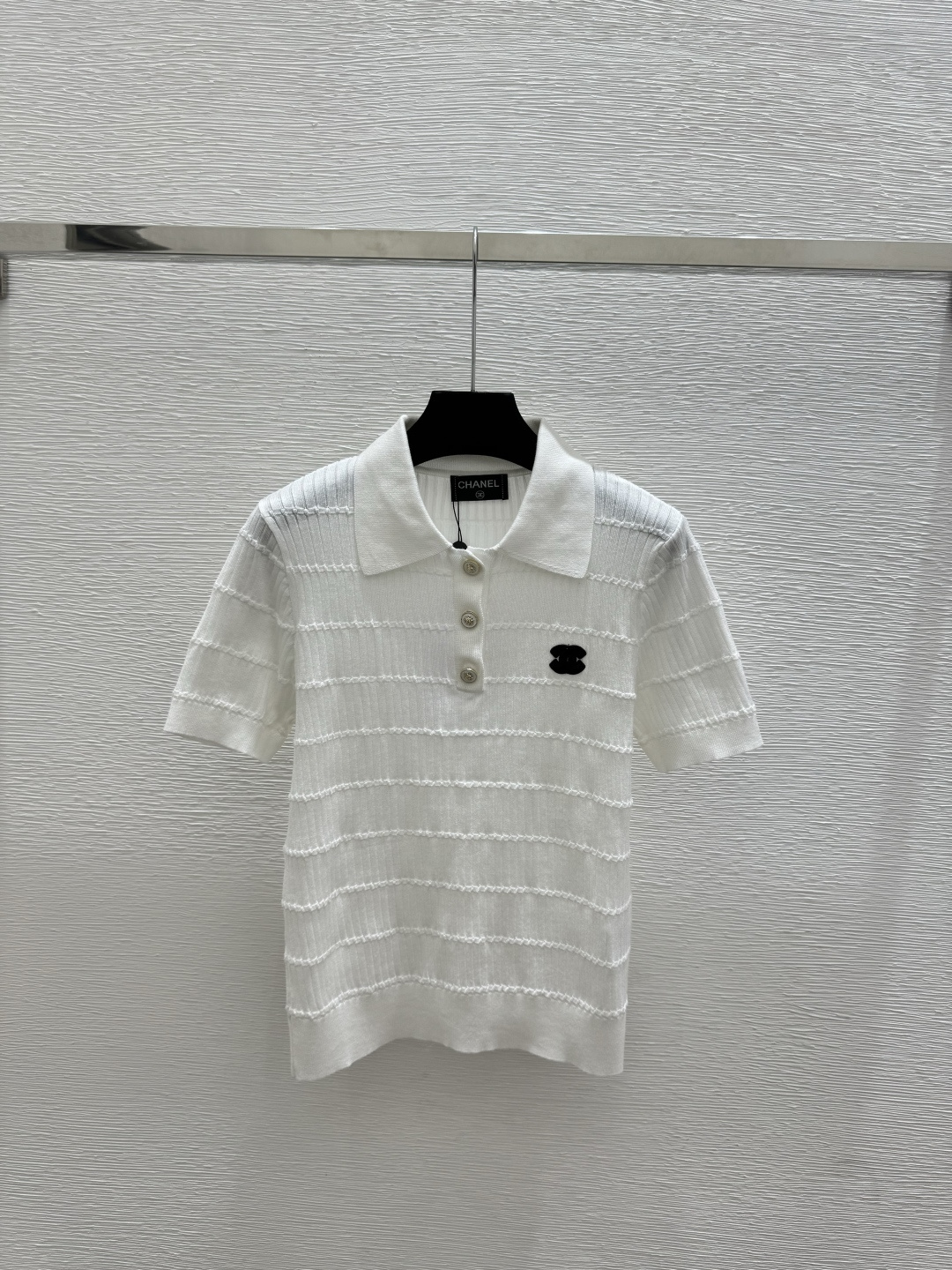 🆕CH家🆕 春夏新款 纯色简约翻领针织短袖颜色：白色 粉色 蓝色尺码：36.38.40