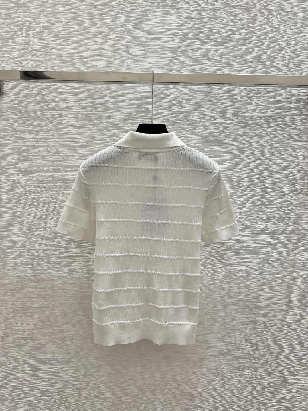 🆕CH家🆕 春夏新款 纯色简约翻领针织短袖颜色：白色 粉色 蓝色尺码：36.38.40