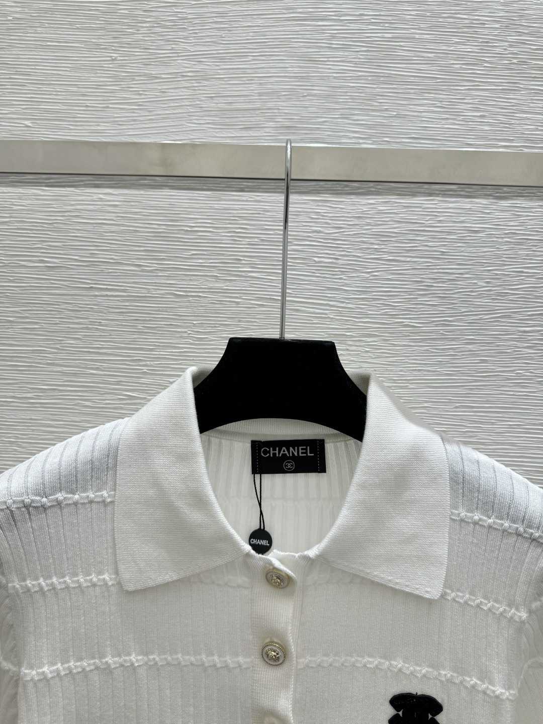 🆕CH家🆕 春夏新款 纯色简约翻领针织短袖颜色：白色 粉色 蓝色尺码：36.38.40