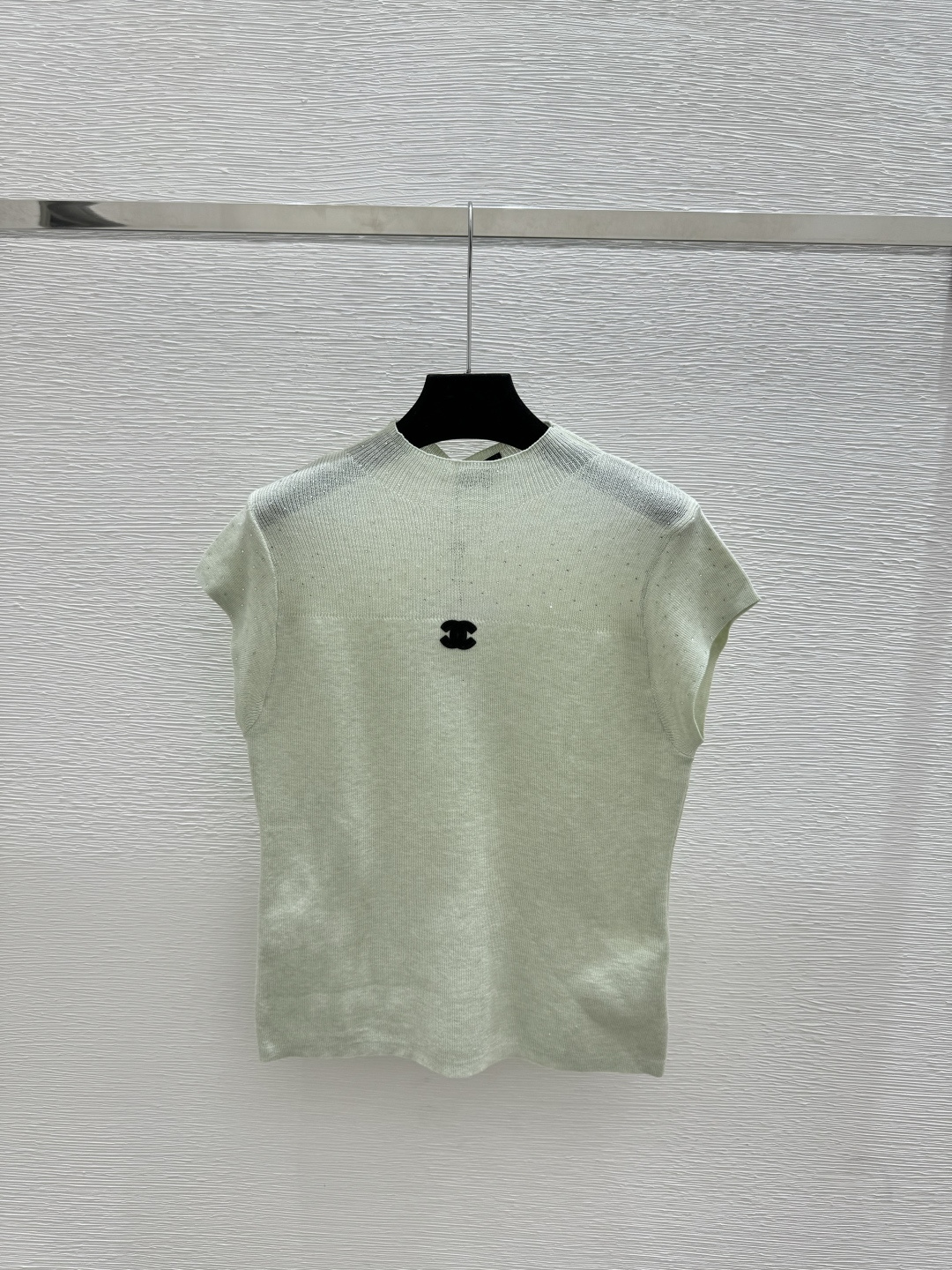 🆕CH家🆕 春夏新款 纯色烫钻简约针织短袖颜色：黄色 绿色尺码：36.38.40