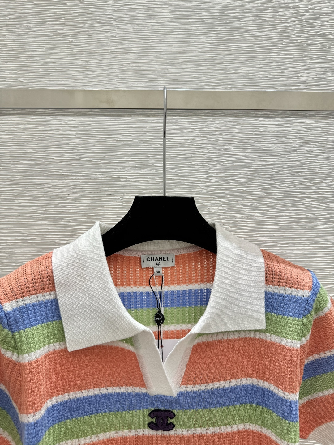 🆕CH家🆕 春夏新款 撞色条纹翻领针织短袖颜色：白色 黑色尺码：36.38.40