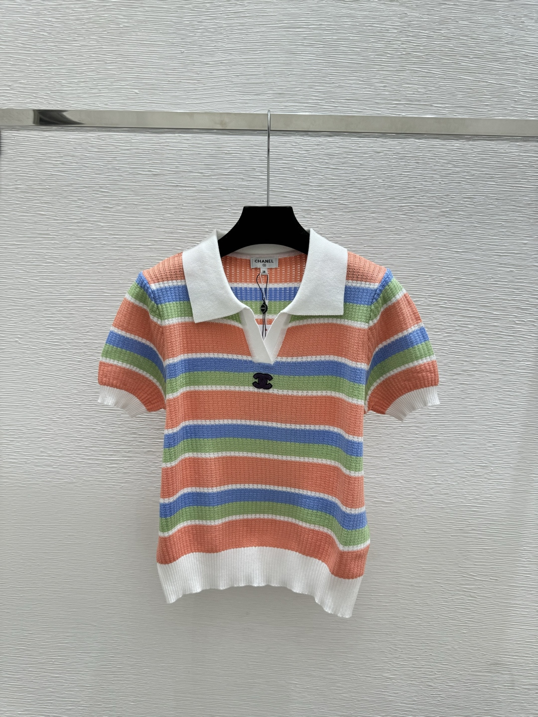 🆕CH家🆕 春夏新款 撞色条纹翻领针织短袖颜色：白色 黑色尺码：36.38.40