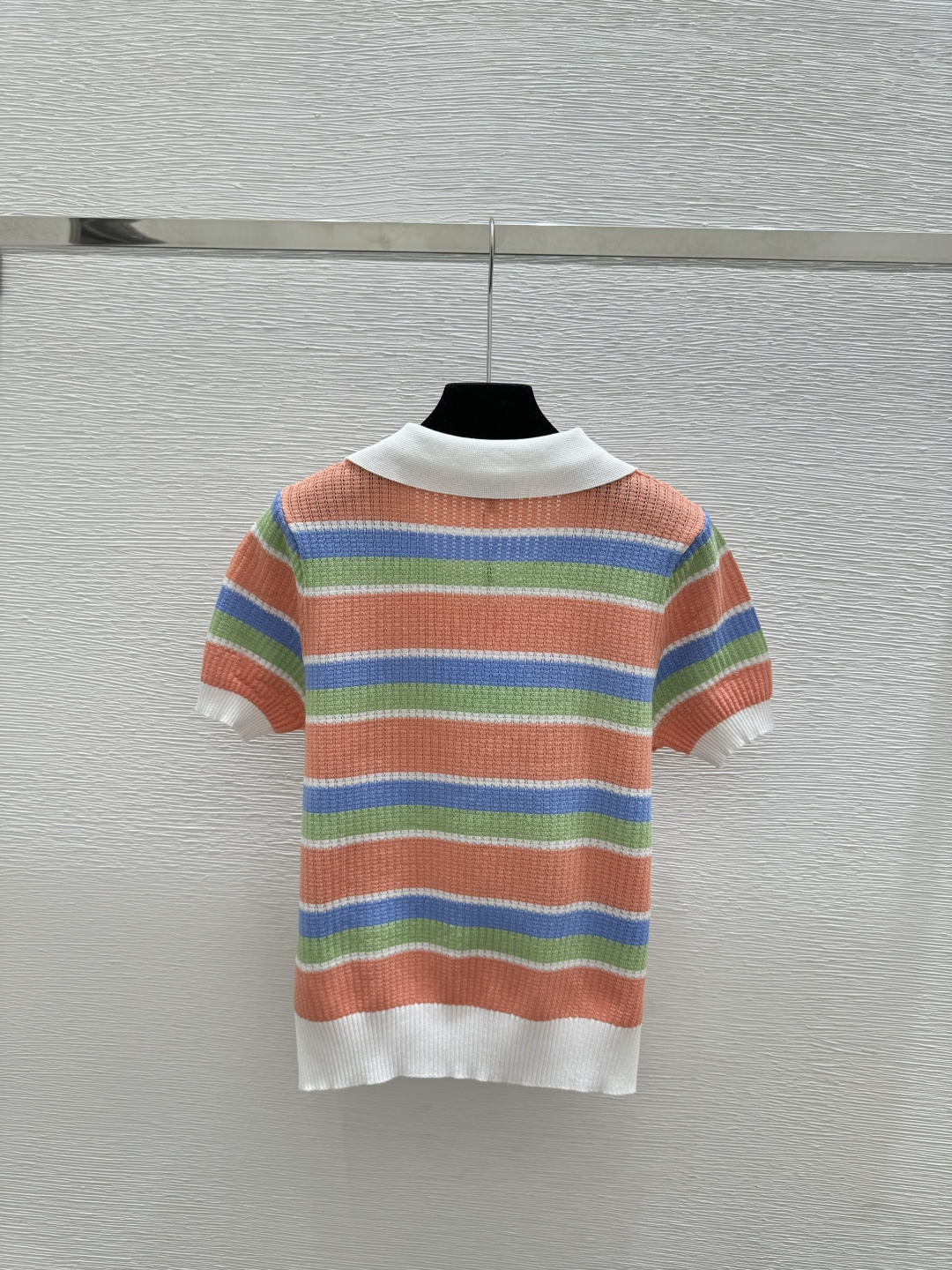 🆕CH家🆕 春夏新款 撞色条纹翻领针织短袖颜色：白色 黑色尺码：36.38.40