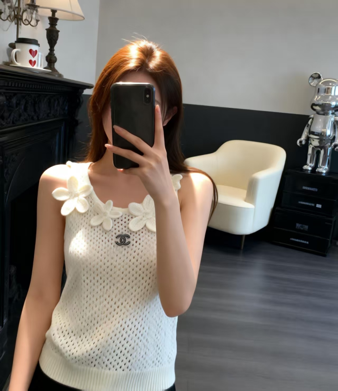 🆕CH家🆕 春夏新款 纯色花卉镂空圆领针织背心颜色：白色 黄色尺码：36.38.40