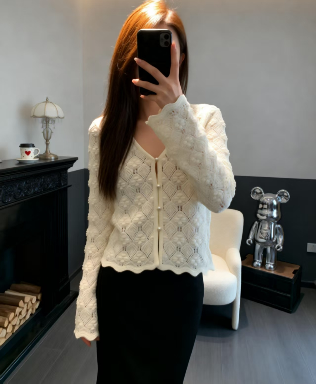 🆕CH家🆕 春夏新款 纯色菱格V领针织开衫颜色：白色 蓝色尺码：36.38.40