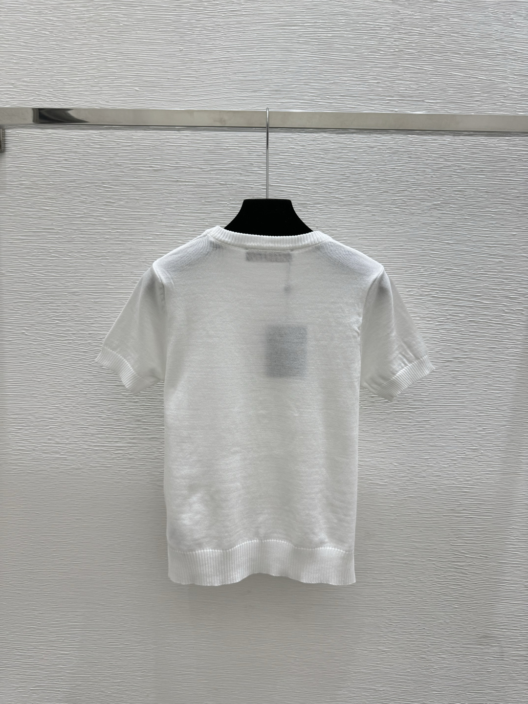 🆕L家🆕 春夏新款 纯色简约圆领针织短袖颜色：白色 灰色尺码：36.38.40