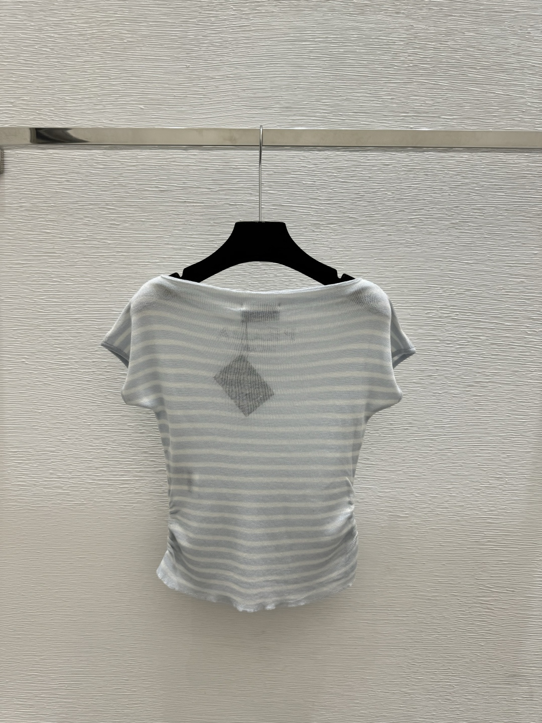 🆕P家🆕 春夏新款 撞色字母条纹针织短袖颜色：蓝色 灰色尺码：36.38.40