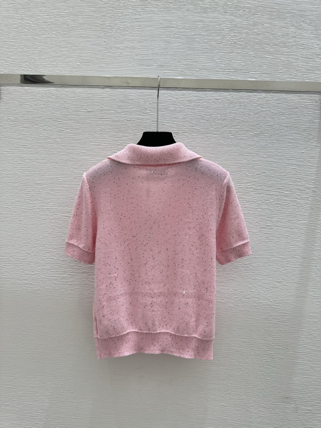 🆕Max家🆕 春夏新款 纯色珠片翻领针织短袖颜色：杏色 粉色尺码：36.38.40