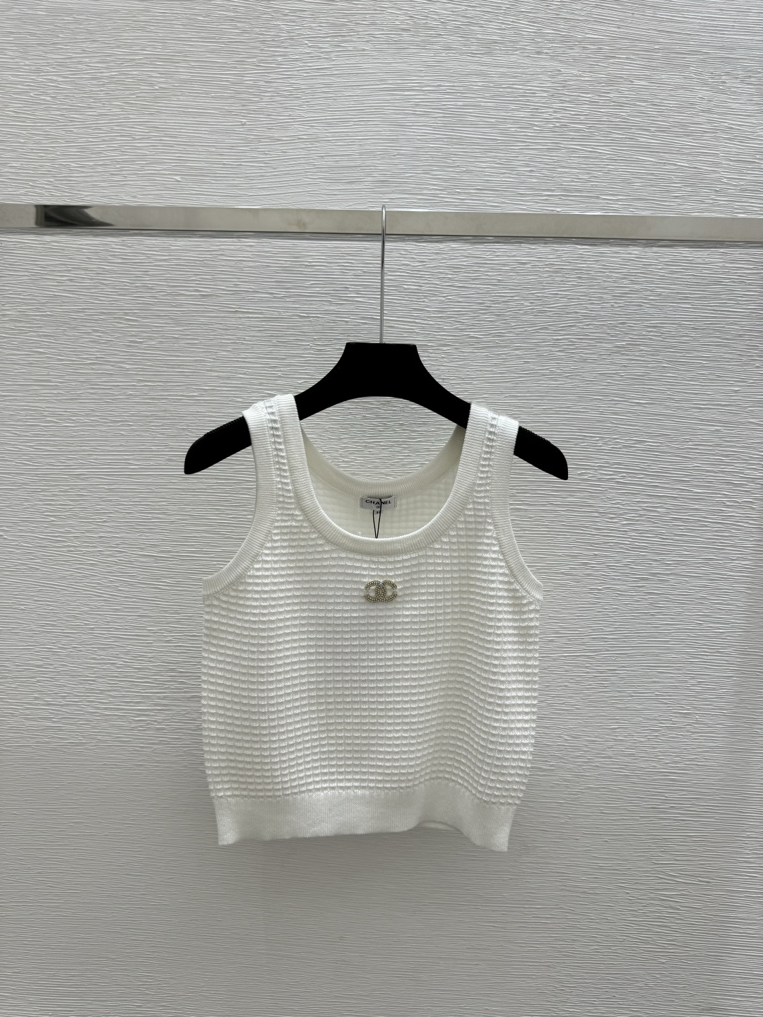 🆕CH家🆕 春夏新款 纯色简约圆领针织背心颜色：白色 粉色 黑色尺码：36.38.40