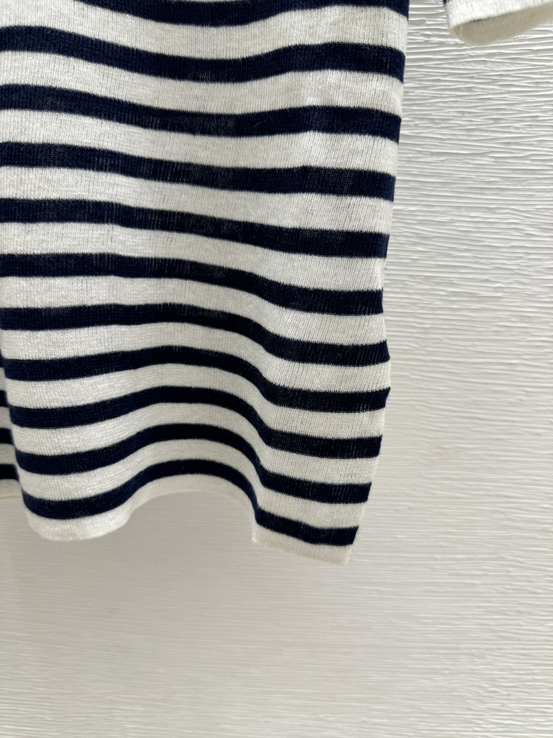 🆕D家🆕 春夏新款 撞色五角星字母条纹圆领针织短袖颜色：宝蓝尺码：36.38.40