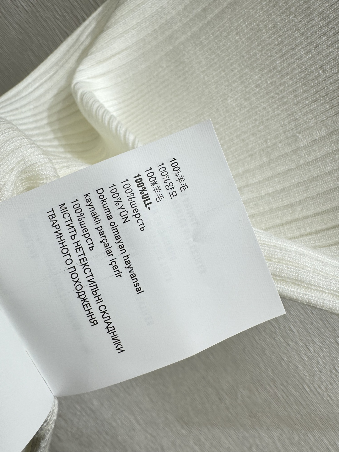 🆕M家🆕 春夏新款 纯色简约圆领针织背心颜色：白色 黑色尺码：36.38.40