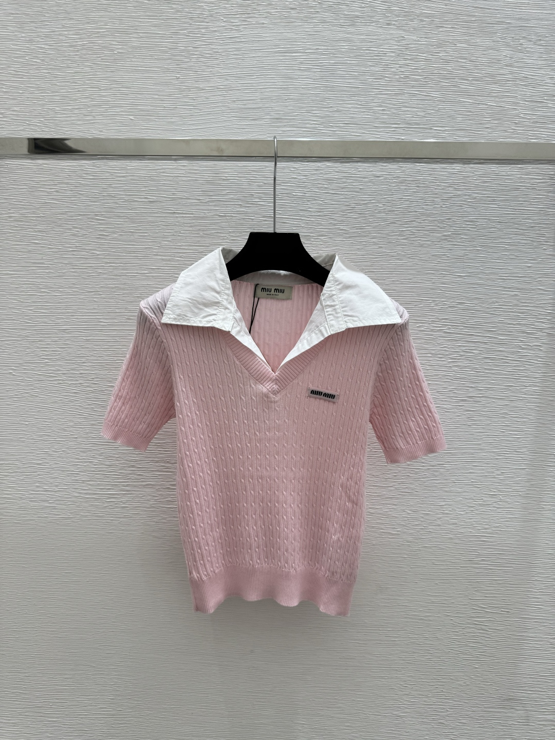 🆕M家🆕 春夏新款 撞色翻领针织短袖颜色：白色 粉色尺码：36.38.40