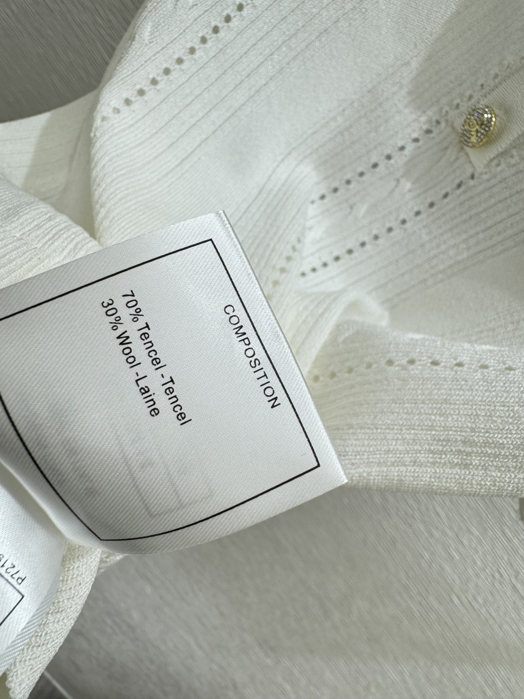 🆕CH家🆕 春夏新款 撞色花边翻领针织背心颜色：白色 黑色尺码：36.38.40