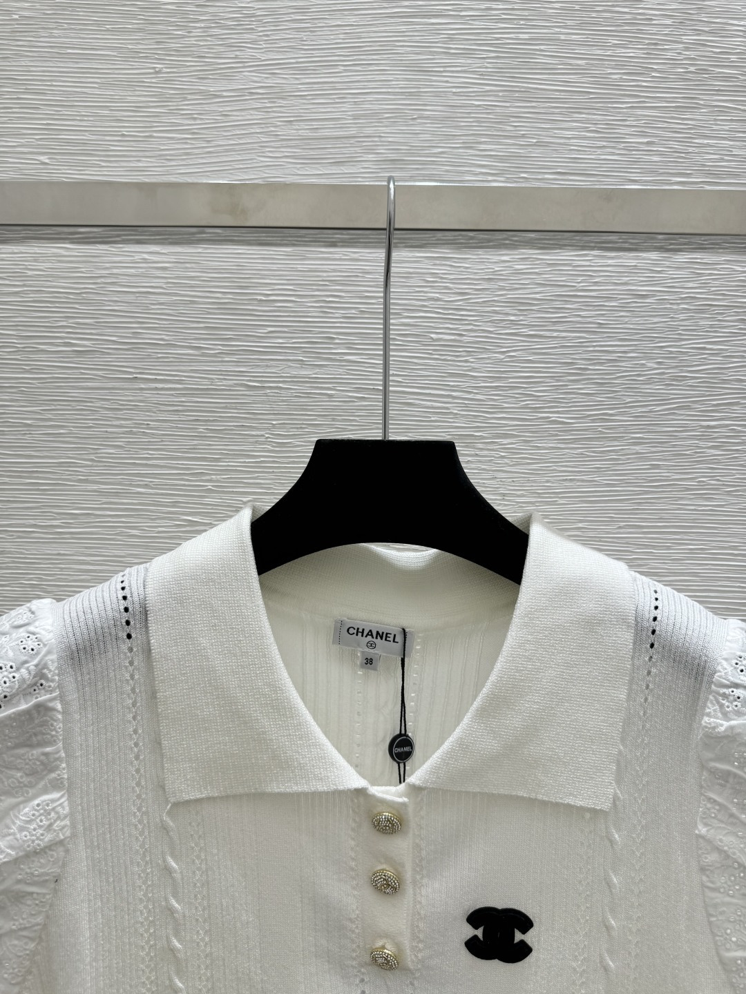 🆕CH家🆕 春夏新款 撞色花边翻领针织背心颜色：白色 黑色尺码：36.38.40