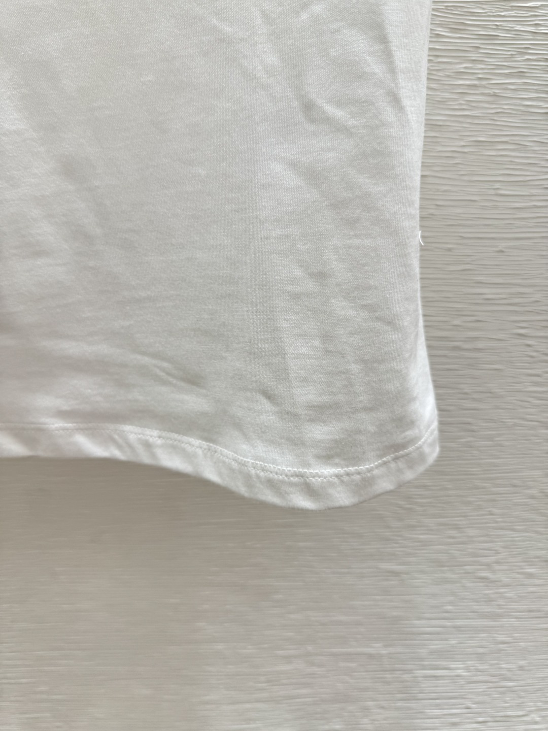 🆕CE家🆕 春夏新款 纯色简约圆领短袖颜色：白色 灰色尺码：36.38.40