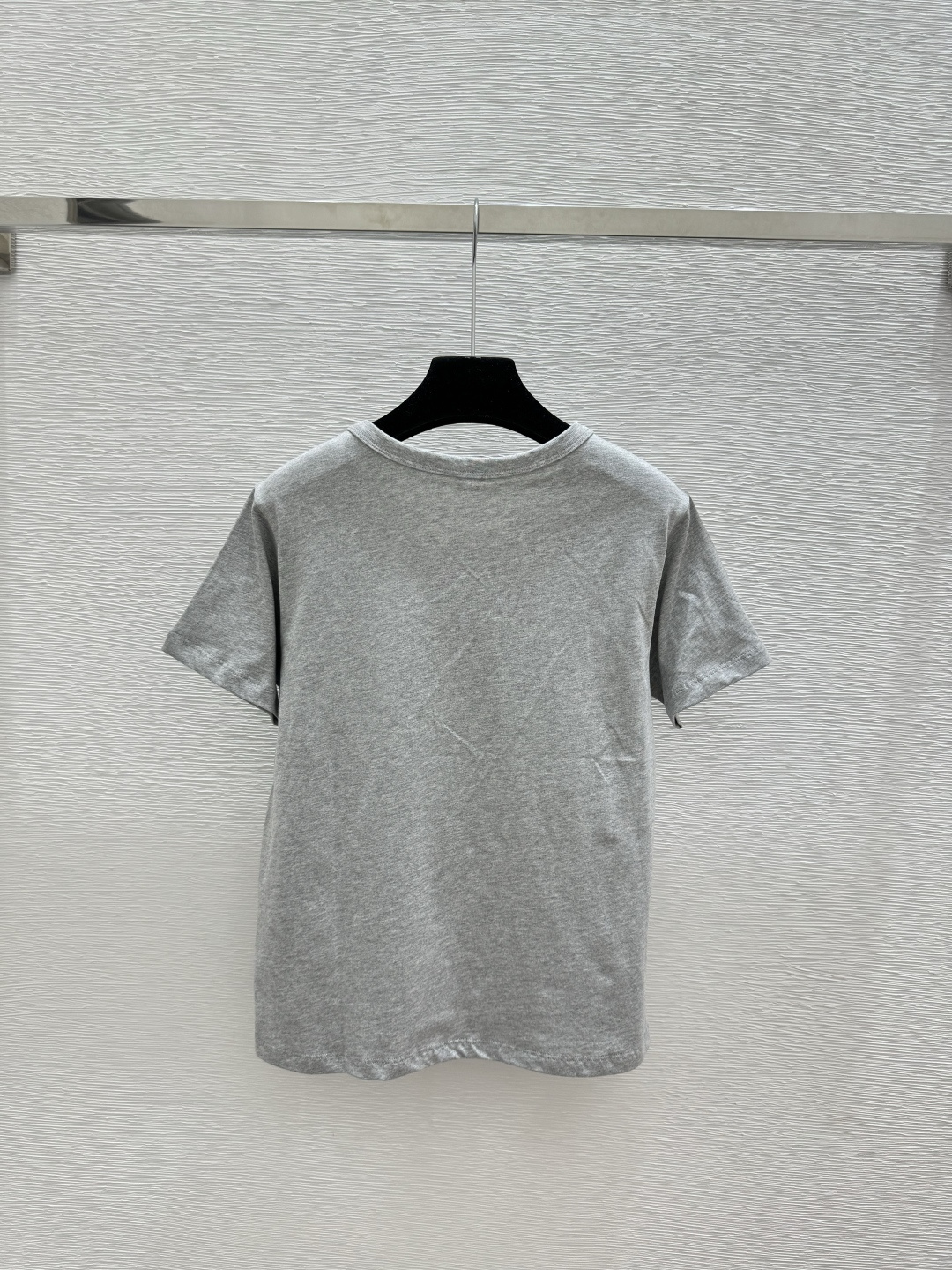 🆕CE家🆕 春夏新款 纯色简约圆领短袖颜色：白色 灰色尺码：36.38.40