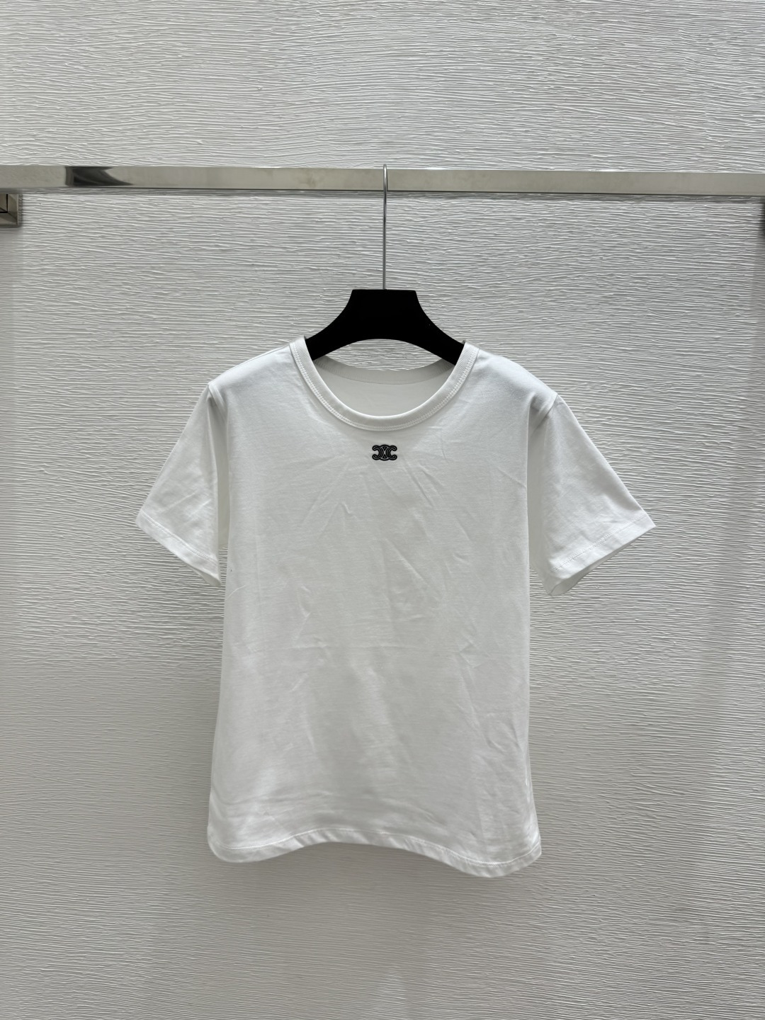 🆕CE家🆕 春夏新款 纯色简约圆领短袖颜色：白色 灰色尺码：36.38.40