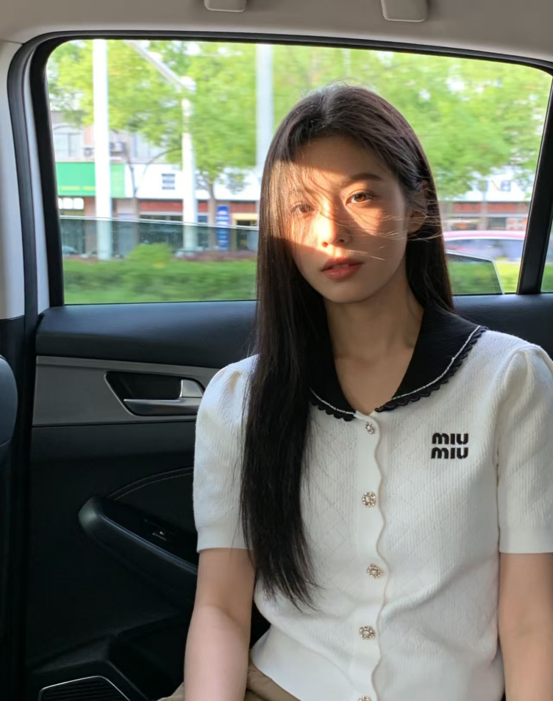 🆕M家🆕 春夏新款 撞色翻领简约针织短袖开衫颜色：白色 蓝色尺码：36.38.40