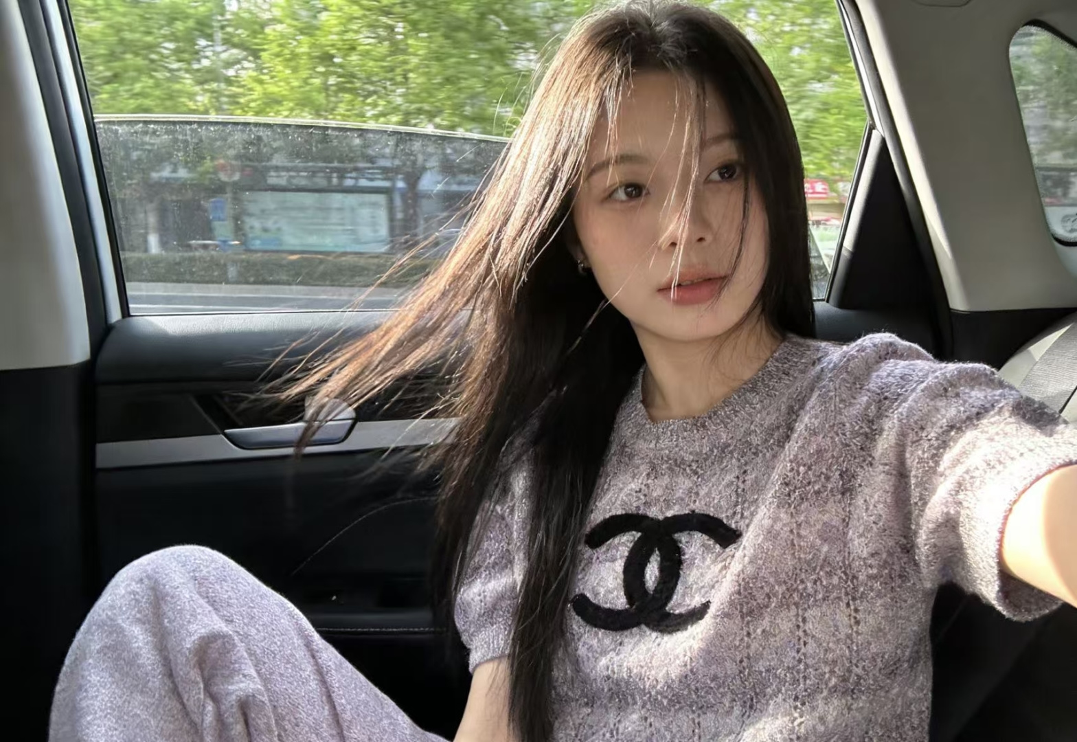 🆕CH家🆕 春夏新款 撞色条纹镂空圆领针织短袖颜色：黄色 紫色尺码：36.38.40