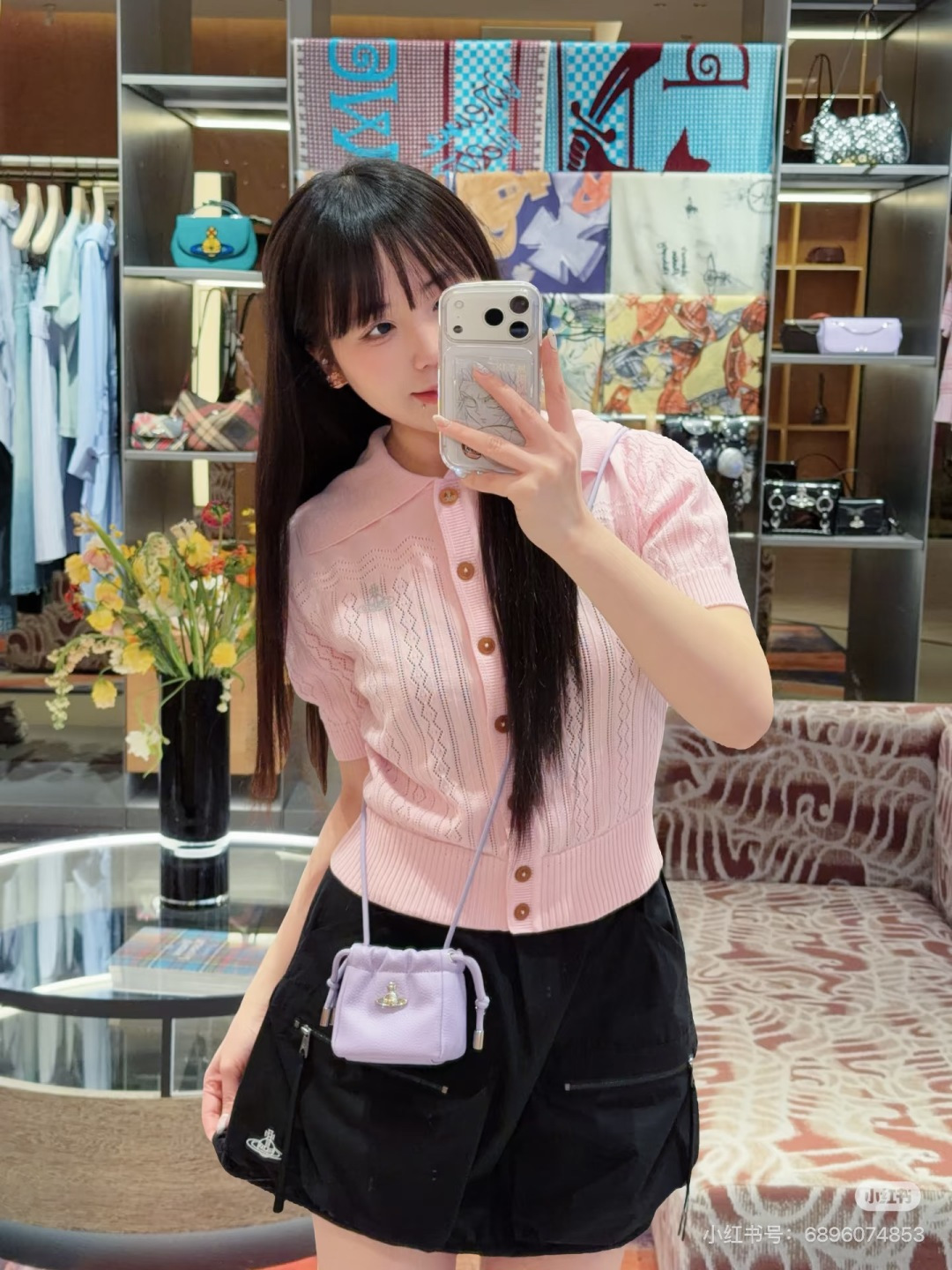 🆕VI家🆕 春夏新款 纯色翻领镂空针织短袖开衫颜色：白色 粉色 黑色尺码：36.38.40