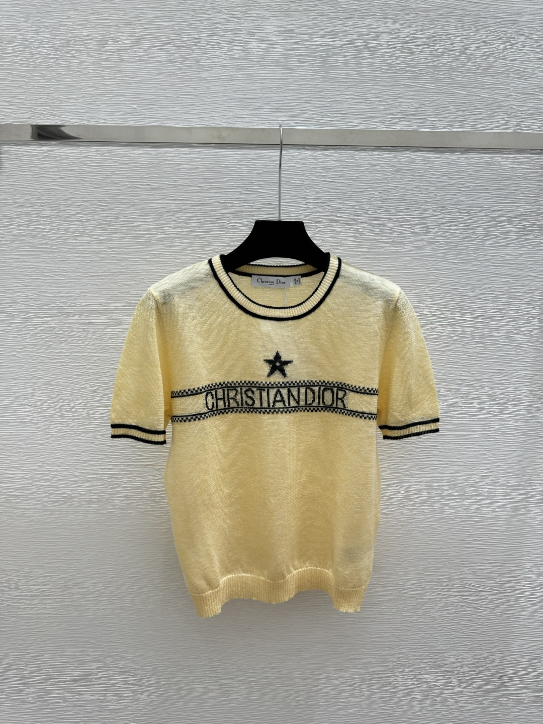 🆕D家🆕 春夏新款 撞色字母圆领针织短袖颜色：白色 黄色 宝蓝尺码：36.38.40