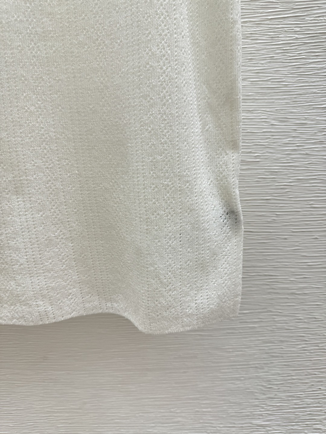 🆕CE家🆕 春夏新款 纯色简约翻领针织背心颜色：白色 粉色 灰色尺码：36.38.40