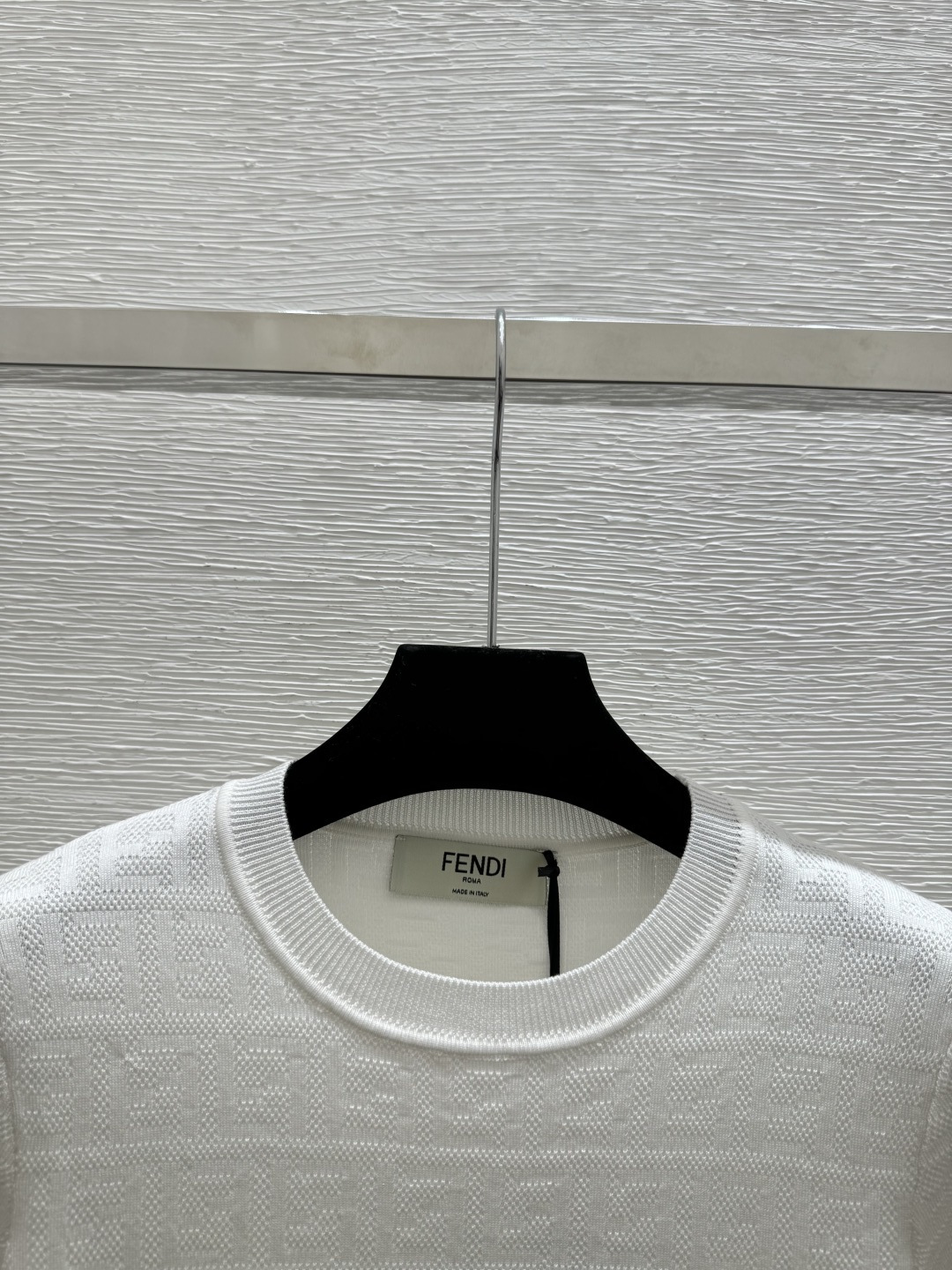 🆕F家🆕 春夏新款 纯色老花字母圆领针织短袖颜色：白色 蓝色 黑色尺码：36.38.40