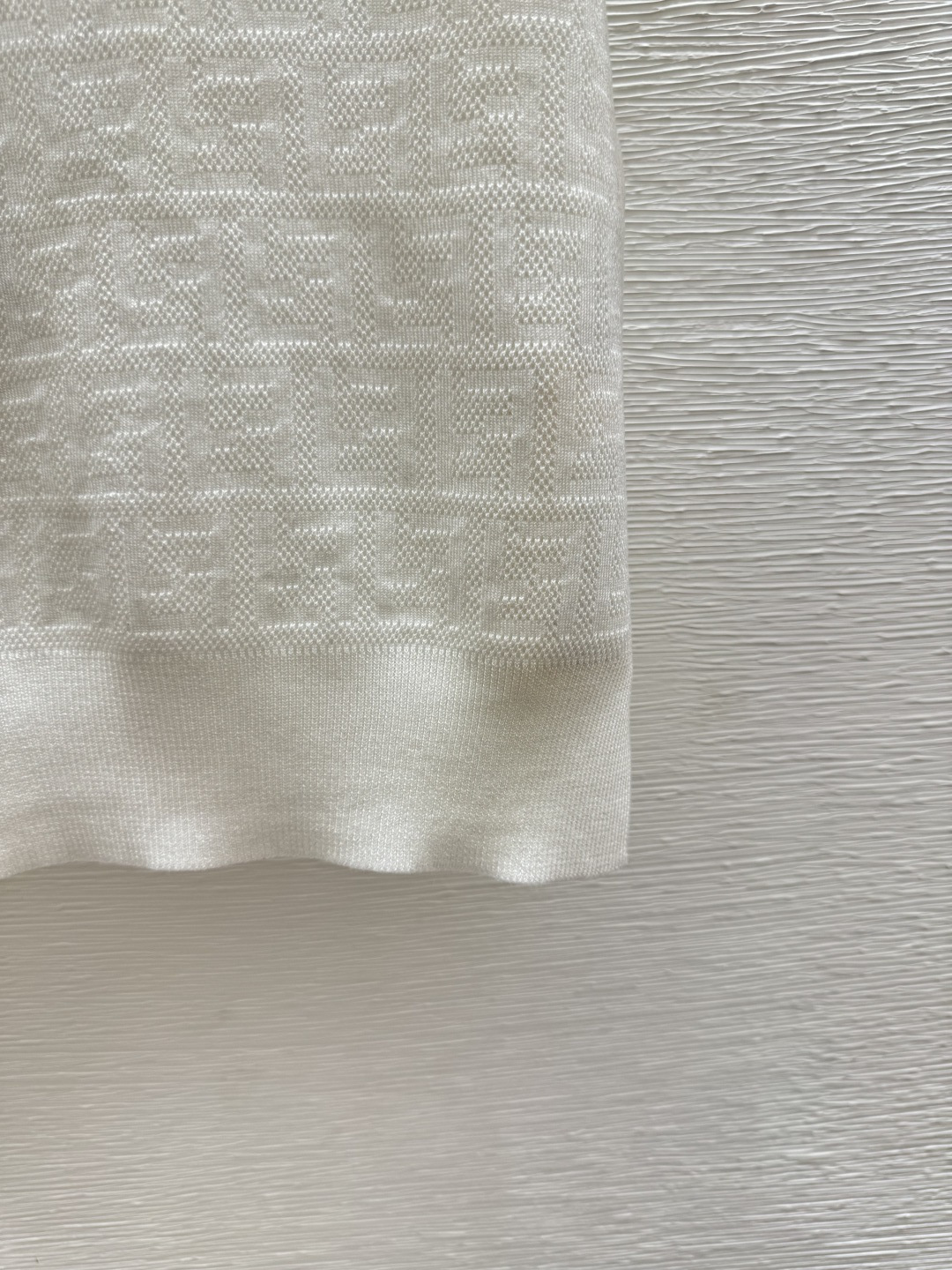 🆕F家🆕 春夏新款 纯色老花字母圆领针织短袖颜色：白色 蓝色 黑色尺码：36.38.40