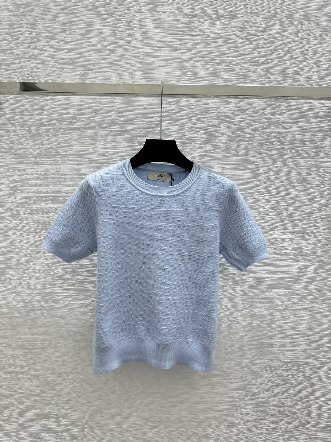 🆕F家🆕 春夏新款 纯色老花字母圆领针织短袖颜色：白色 蓝色 黑色尺码：36.38.40